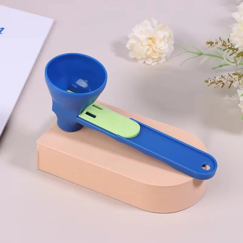 Durable PP Material Mess-Free Protein Powder Scoop - Sliding Funnel for Milk & Supplements, Kitchen Gadget for All Occasions
